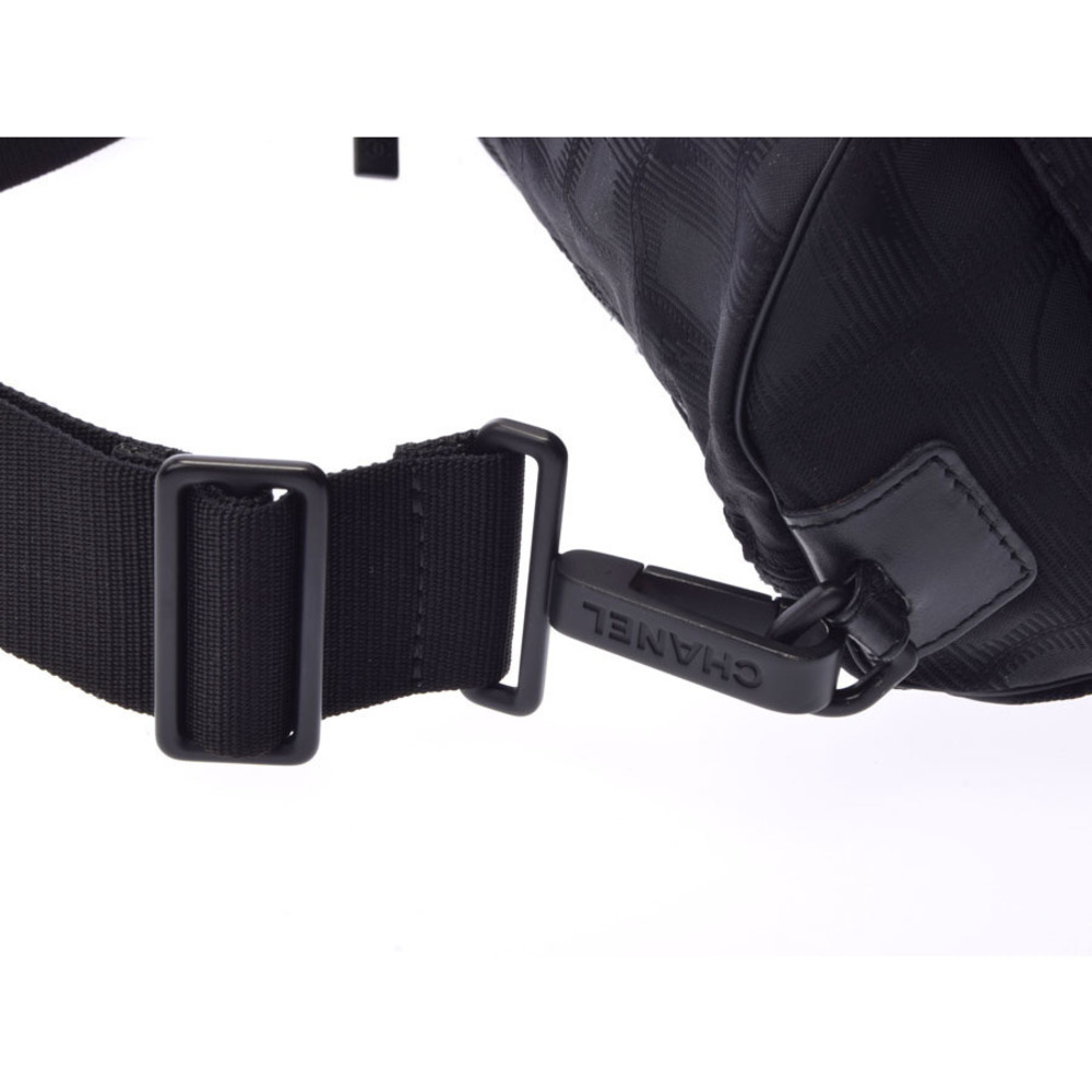 Chanel Cylindrical Shoulder Bag Black - Picture 6 of 9
